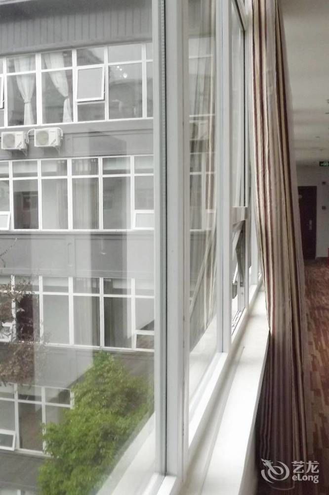 Xipuxing Pudi Hotel Buitenkant foto