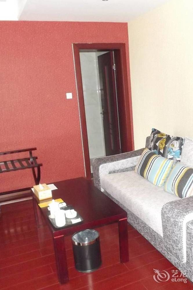 Xipuxing Pudi Hotel Buitenkant foto